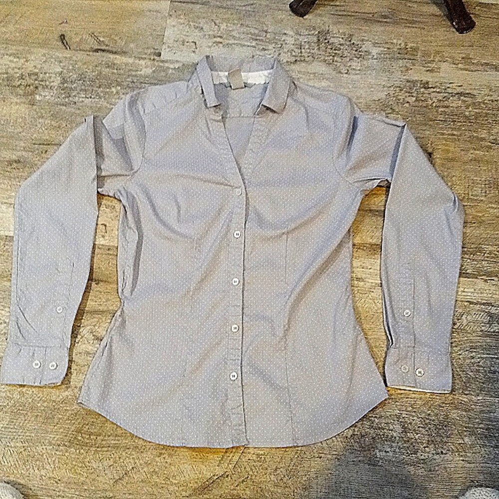 Fitted dress button down